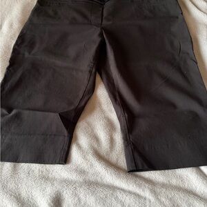 Petite Reitmans Black Cropped Ankle Pants - Straight Leg